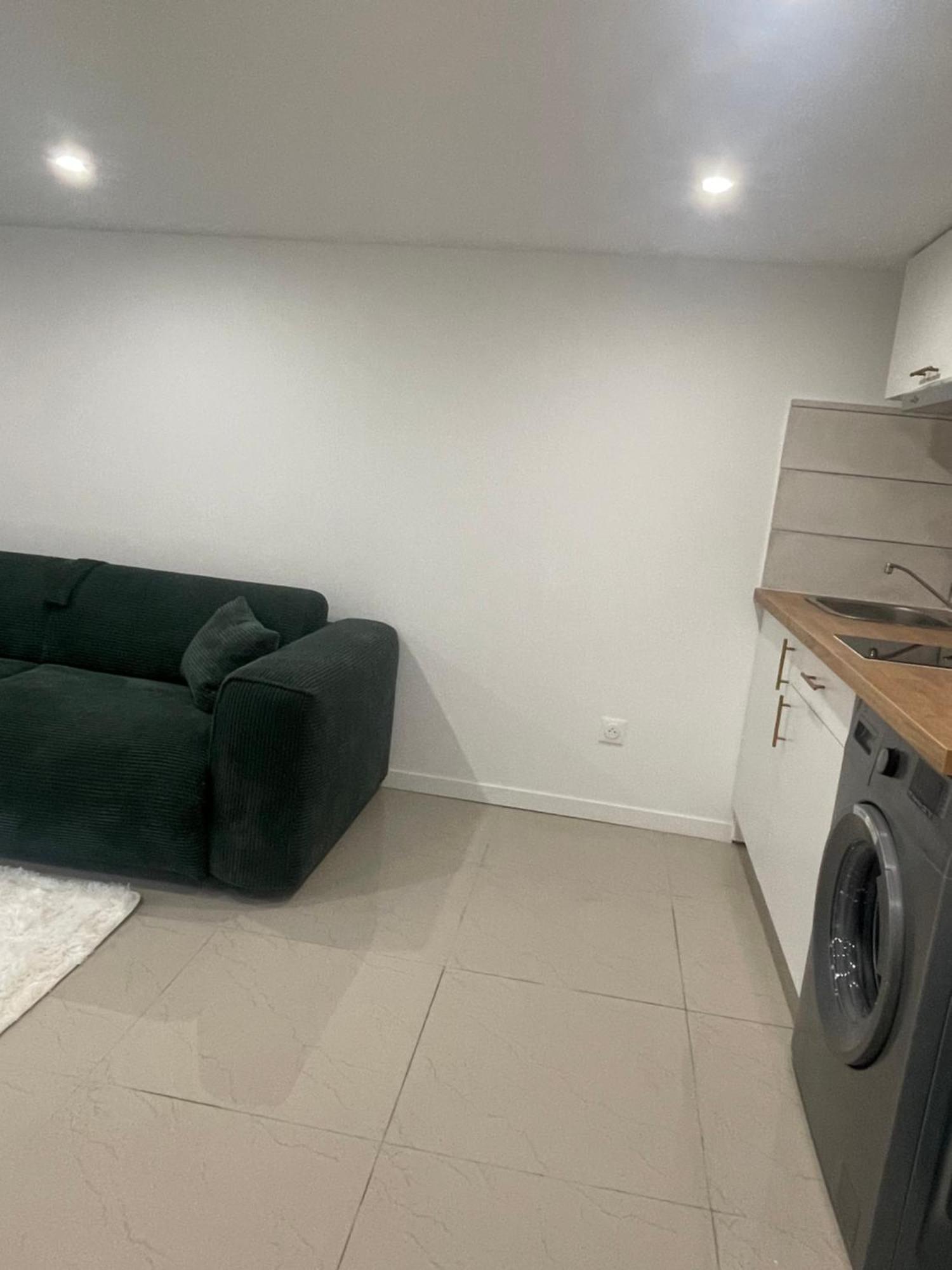 Appartamento Sublime Entierement Neuf, Luxueuse, Proche De L'aeroport Charles De Gaulle Parc Expo Villepinte Et Paris *